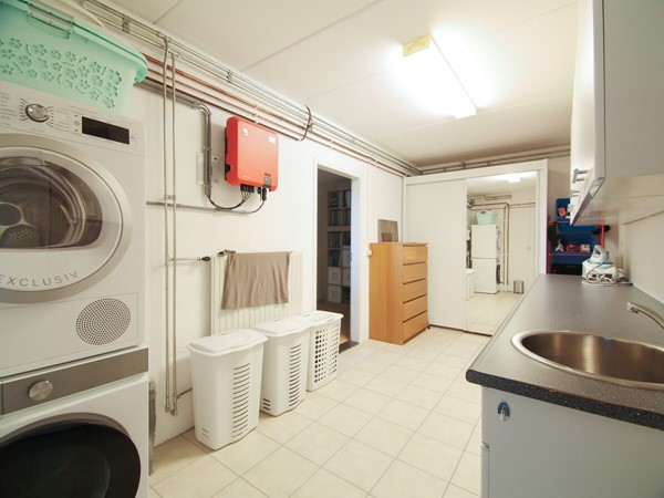 Foto - Te koop: Vrijstaande woning uit 1990 in Vaals met hoogwaardige afwerking, voldoende ruimten, garage en tuin op een ruim perceel